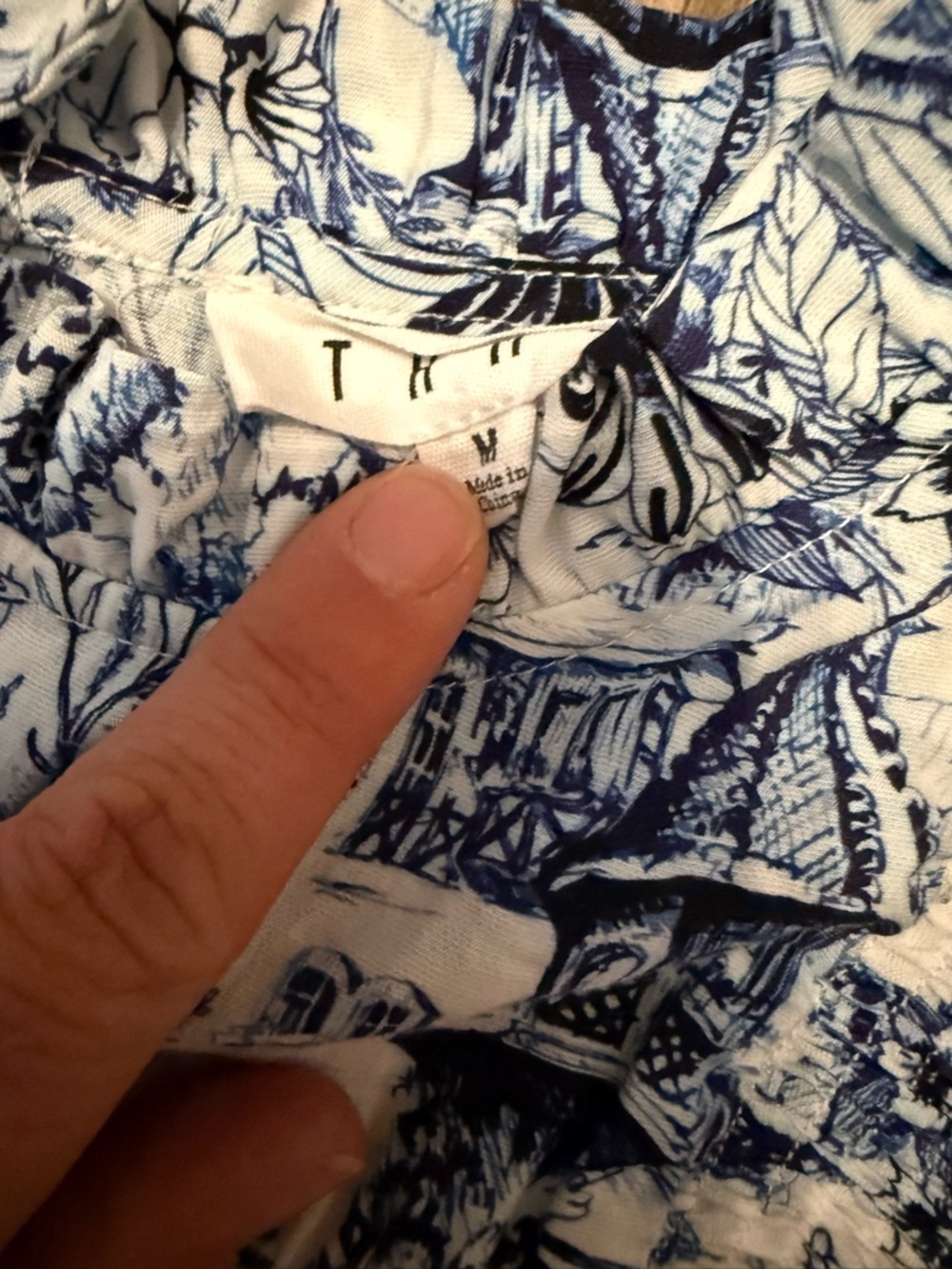 THML All About You Blue Toile Top - Picture 2 of 3
